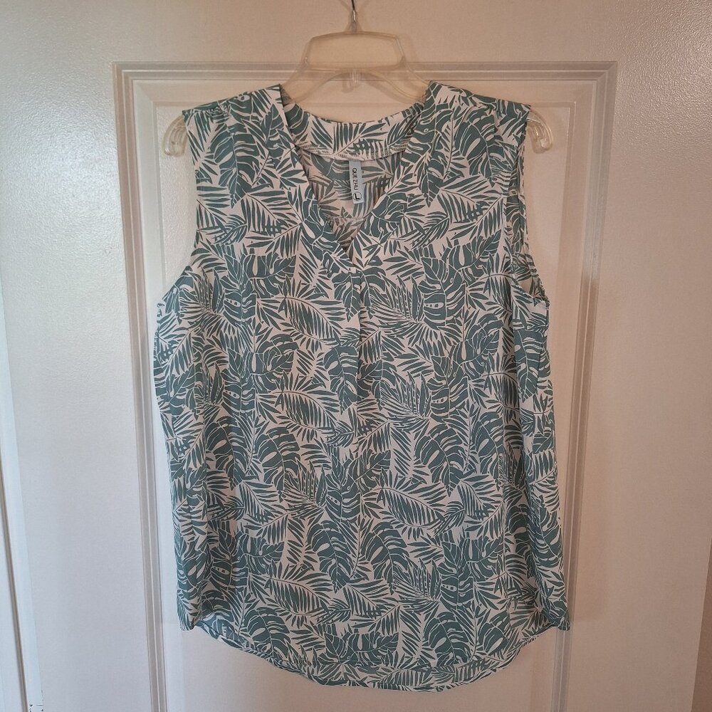 Amazon Que Zhu Modern Tank Blouse